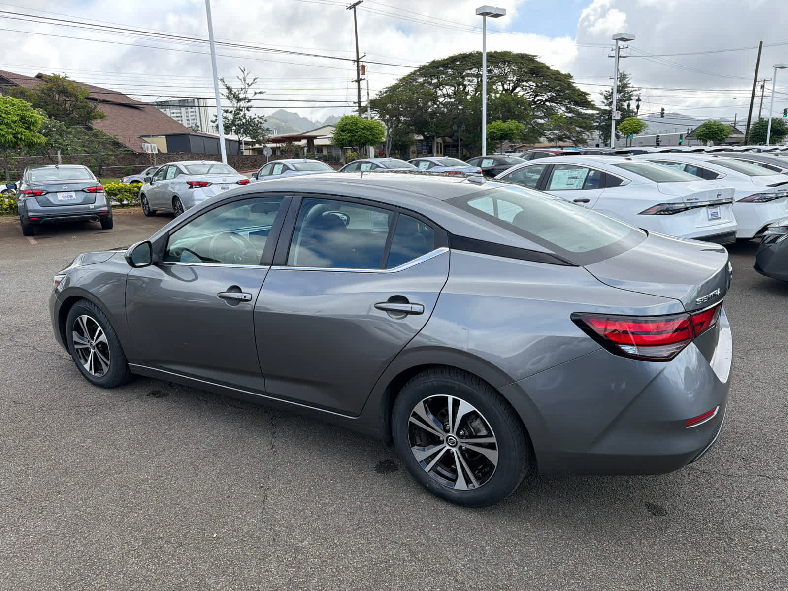 Used 2022 Nissan Sentra SV w/ All-Weather Package image 4