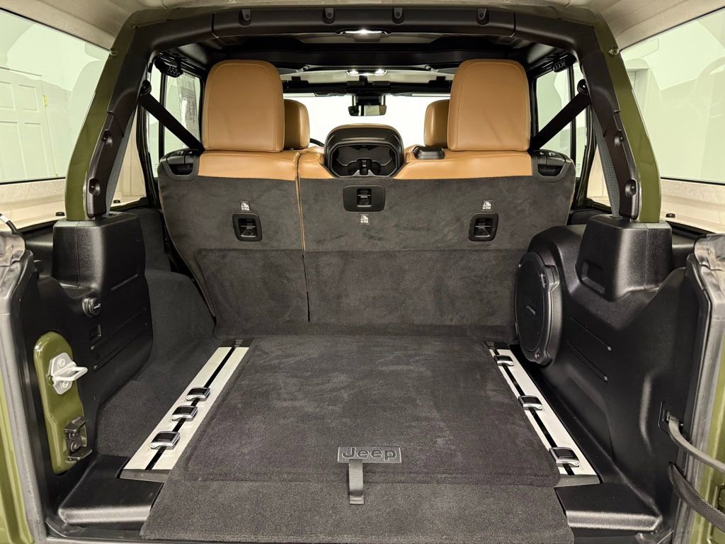 Used 2022 Jeep Wrangler Unlimited Rubicon w/ Dual Top Group image 13