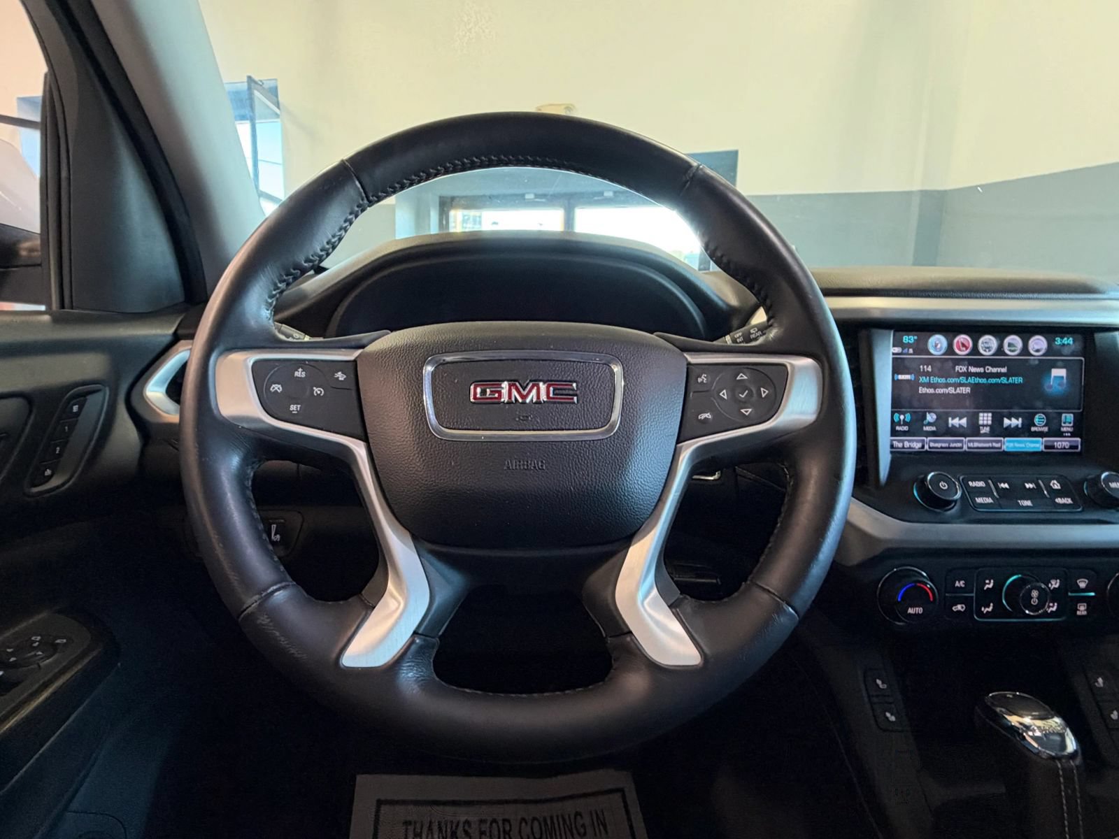 Used 2017 GMC Acadia SLT AWD/4WD image 17