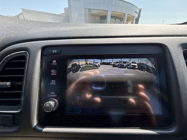 Used 2019 Honda HR-V Touring image 17