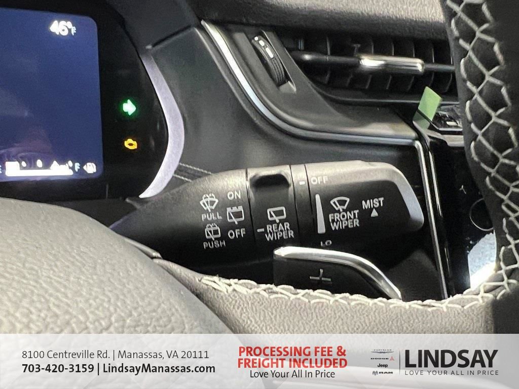 New 2025 Jeep Grand Cherokee Altitude image 33