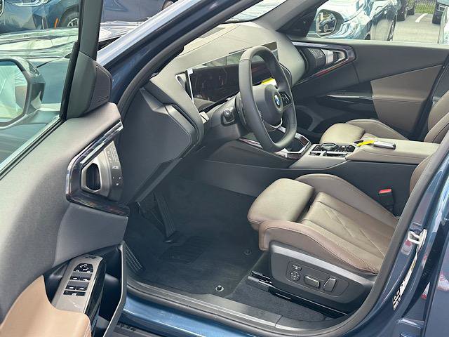 New 2026 BMW X3 xDrive30i w/ Premium Package AWD/4WD image 4