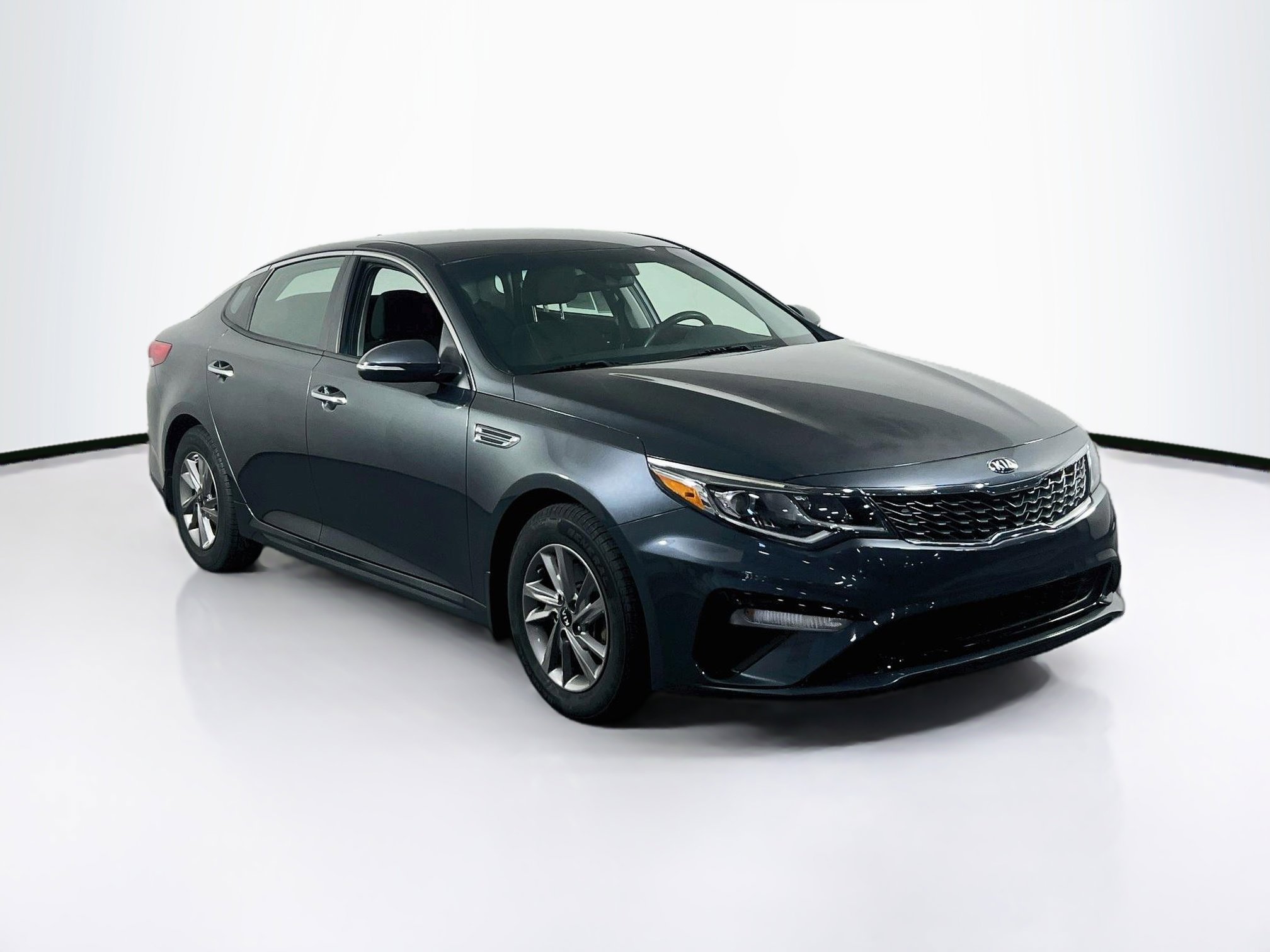 Used 2020 Kia Optima LX FWD image 3