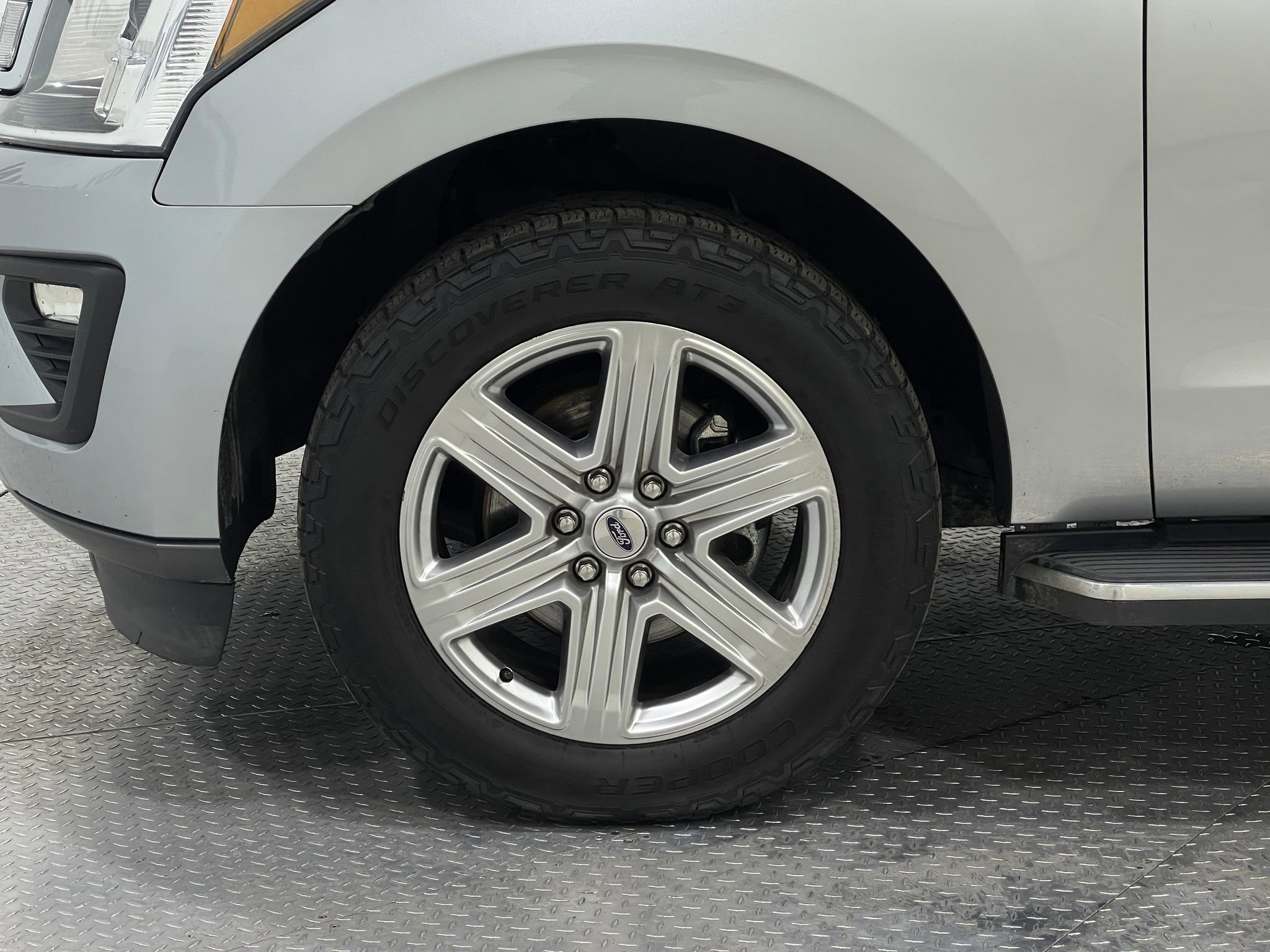 Used 2020 Ford Expedition XLT w/ Equipment Group 202A image 38