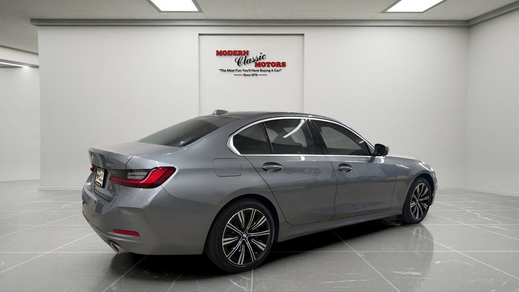 Used 2025 BMW 330i xDrive Sedan AWD/4WD image 5
