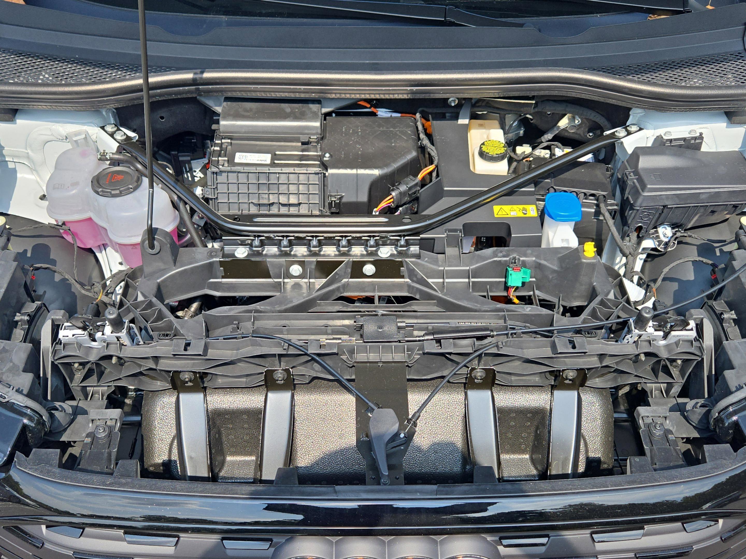 New 2026 Audi Q4 e-tron Premium Plus image 13