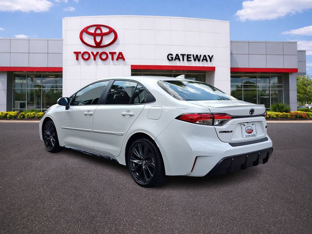 Used 2024 Toyota Corolla SE w/ SE Premium Package FWD image 6