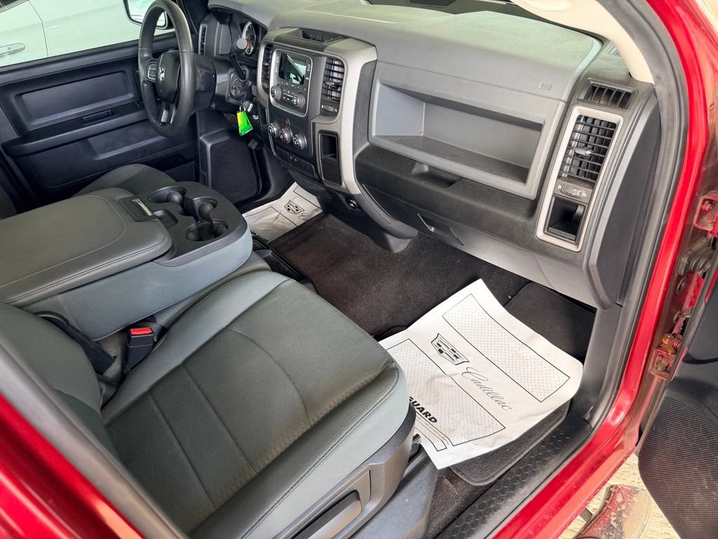Used 2014 RAM 1500 Express RWD image 24