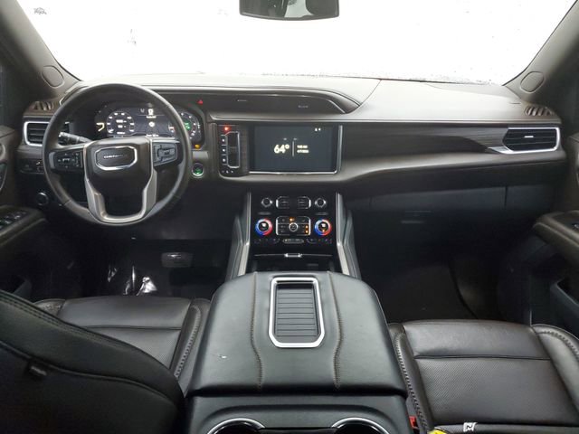 Used 2023 GMC Yukon Denali image 11