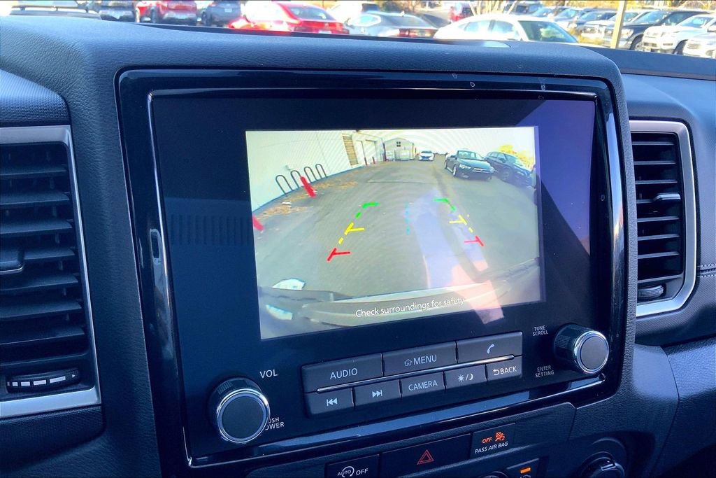Used 2024 Nissan Frontier SL w/ Technology Package image 11