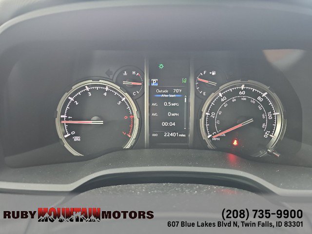Used 2022 Toyota 4Runner TRD Off-Road AWD/4WD image 15