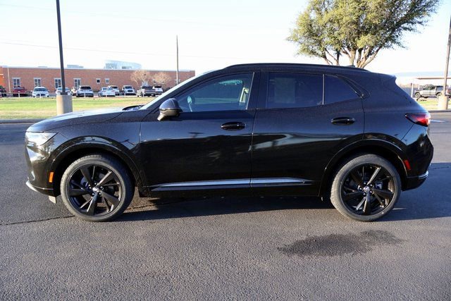 Used 2023 Buick Envision Preferred w/ Sport Touring Package AWD/4WD image 2