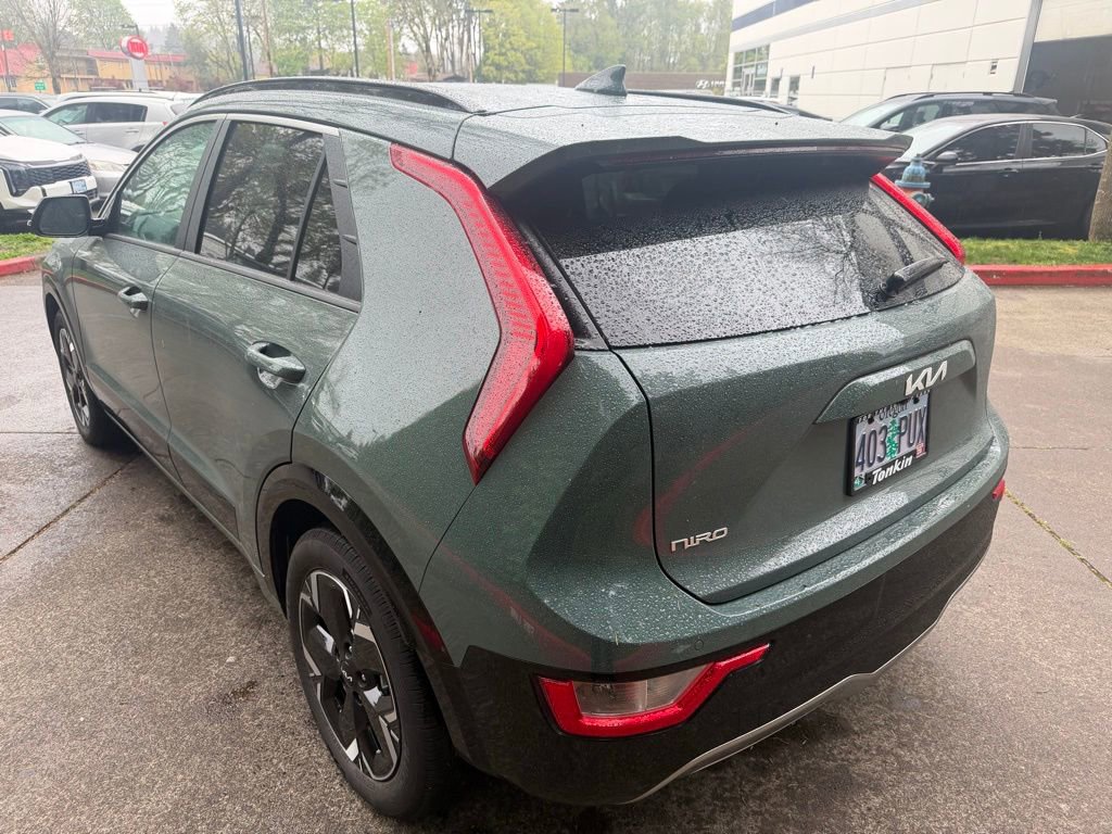 Used 2024 Kia Niro Wind w/ Wind Preserve Package FWD image 6