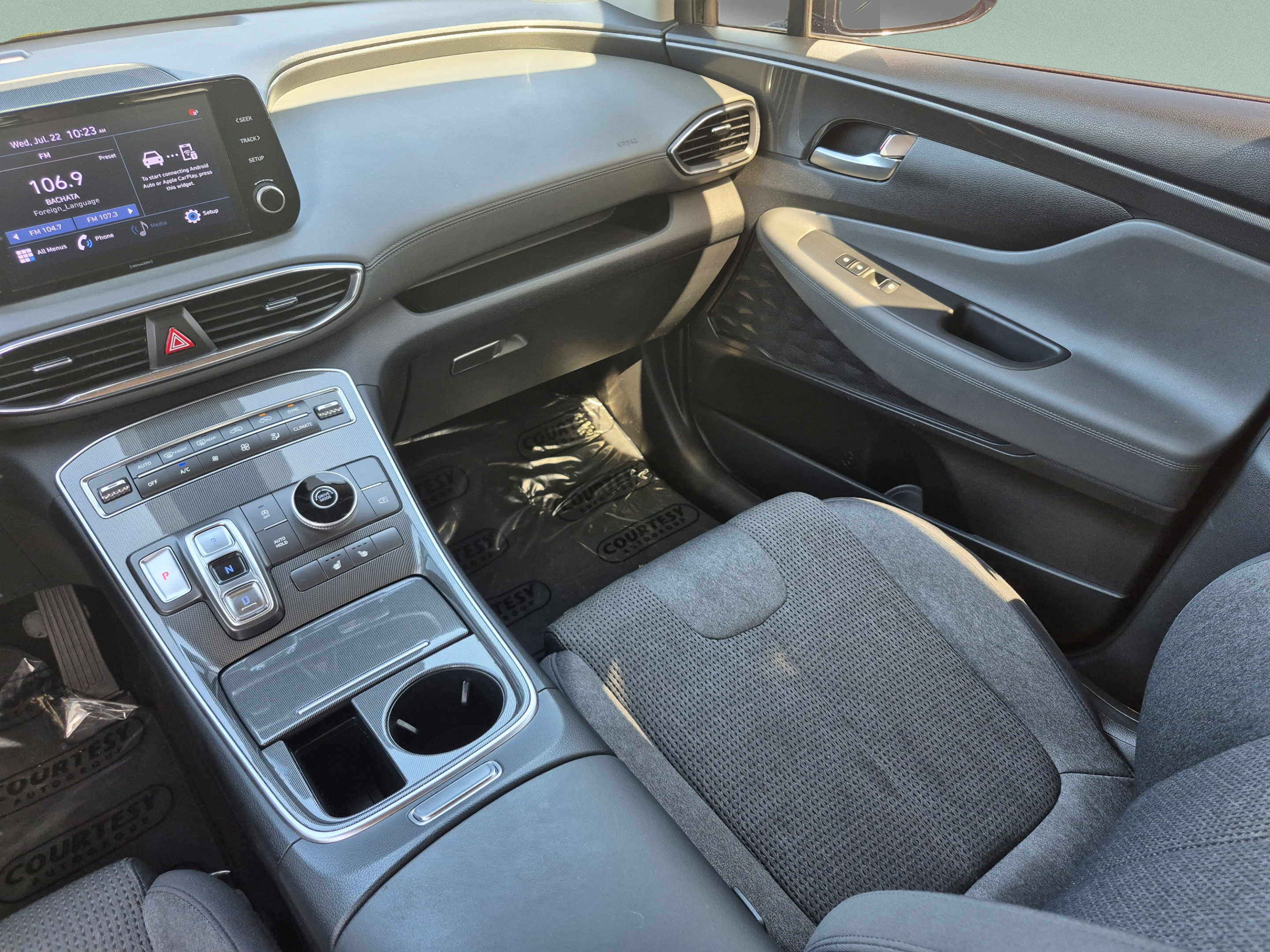 Certified 2022 Hyundai Santa Fe SEL w/ Convenience Package FWD image 14