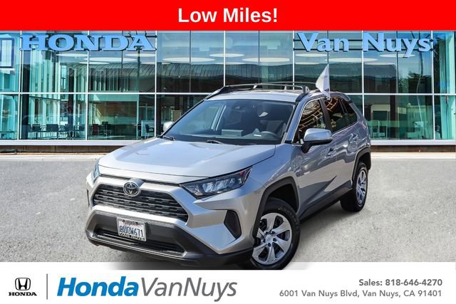 Used 2021 Toyota RAV4 LE w/ Carpet Mat Package (TMS)