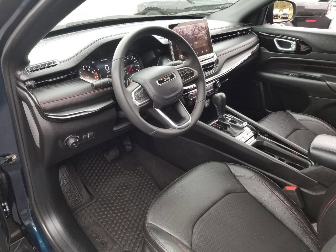 Used 2024 Jeep Compass Trailhawk w/ Trailer Tow Group image 9