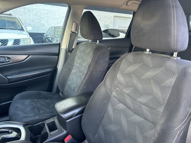 Used 2014 Nissan Rogue SV w/ SV Premium Package image 20