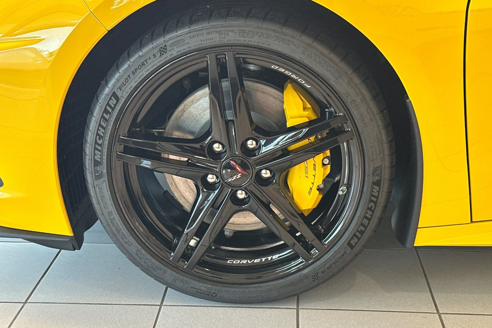 New 2026 Chevrolet Corvette Stingray Premium Cpe w/ Z51 Performance Package image 21