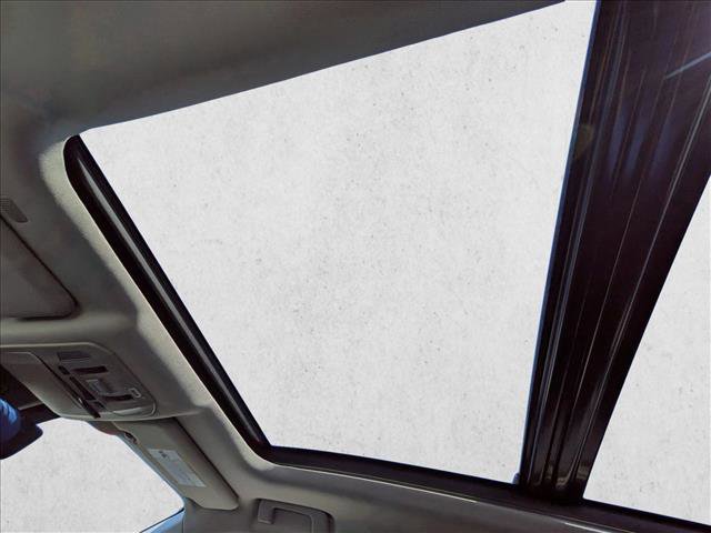 Used 2020 Toyota Highlander Platinum AWD/4WD image 16