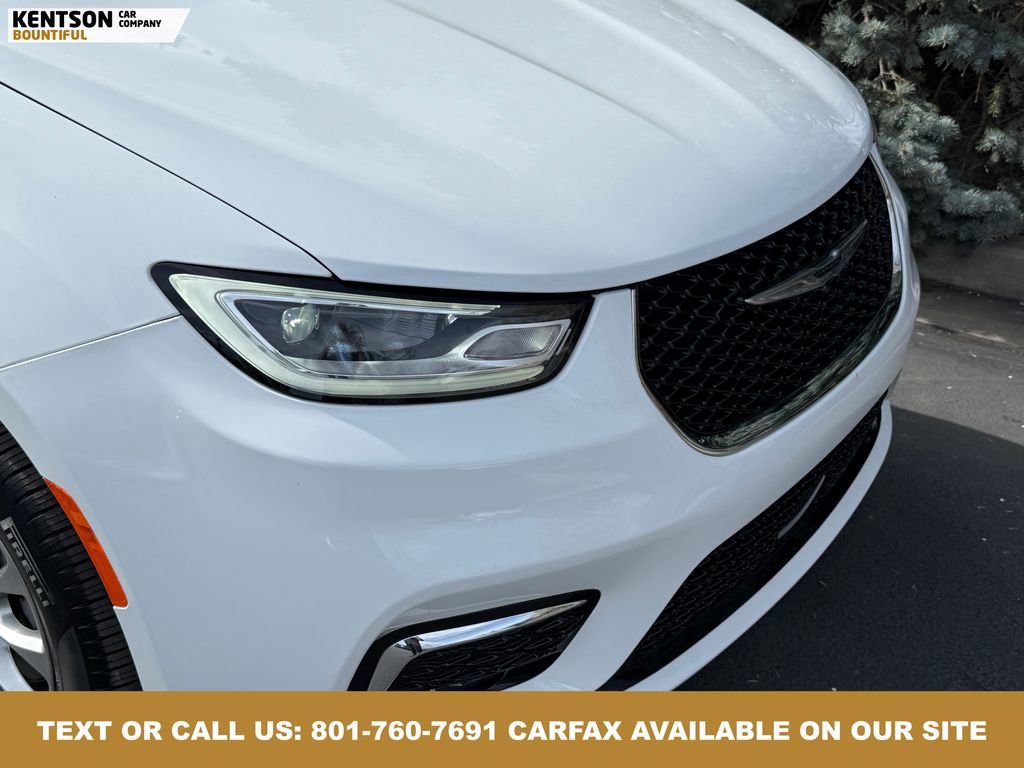 Used 2026 Chrysler Pacifica Limited image 14