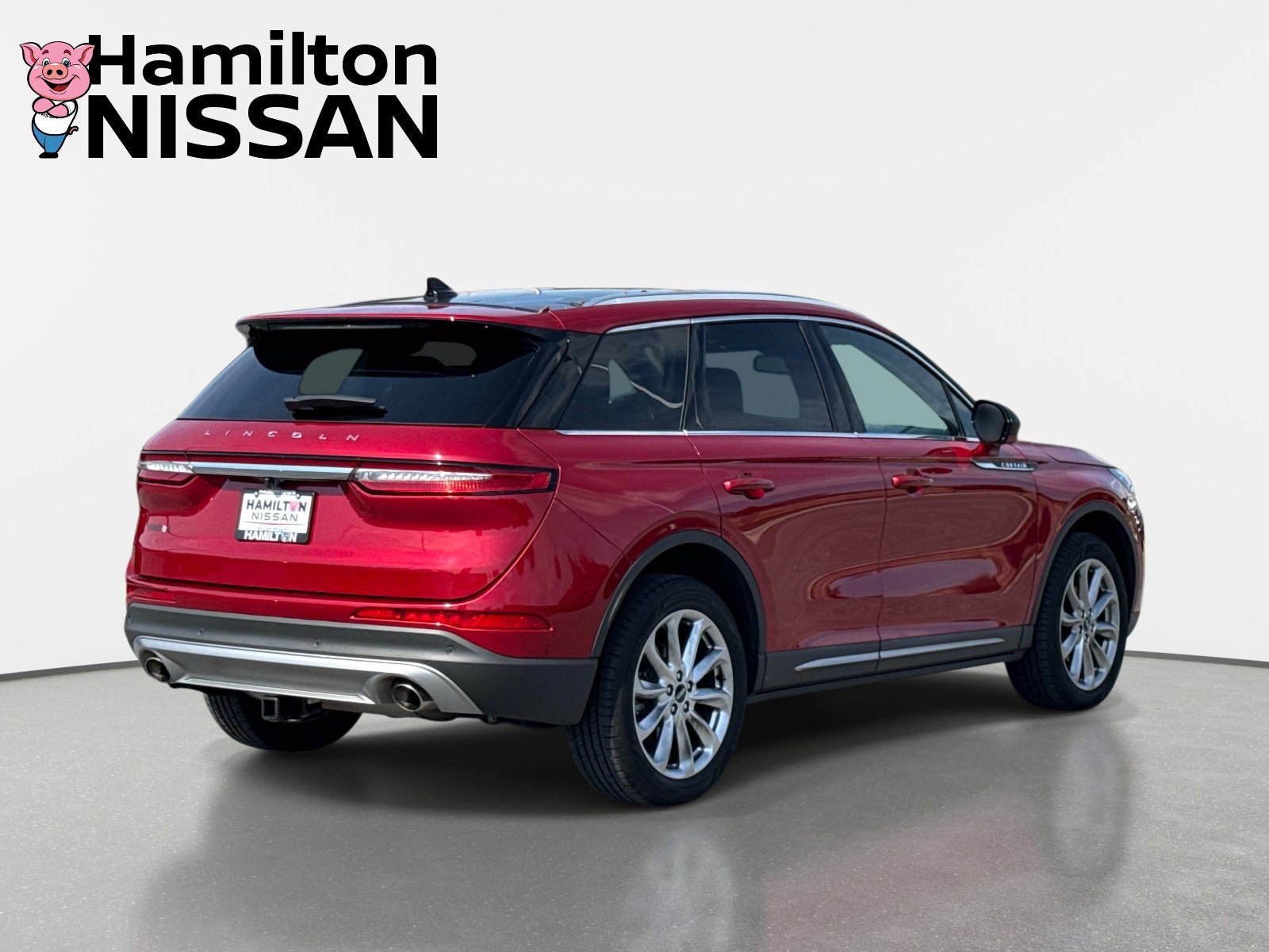 Used 2022 Lincoln Corsair AWD w/ Premium Package image 2