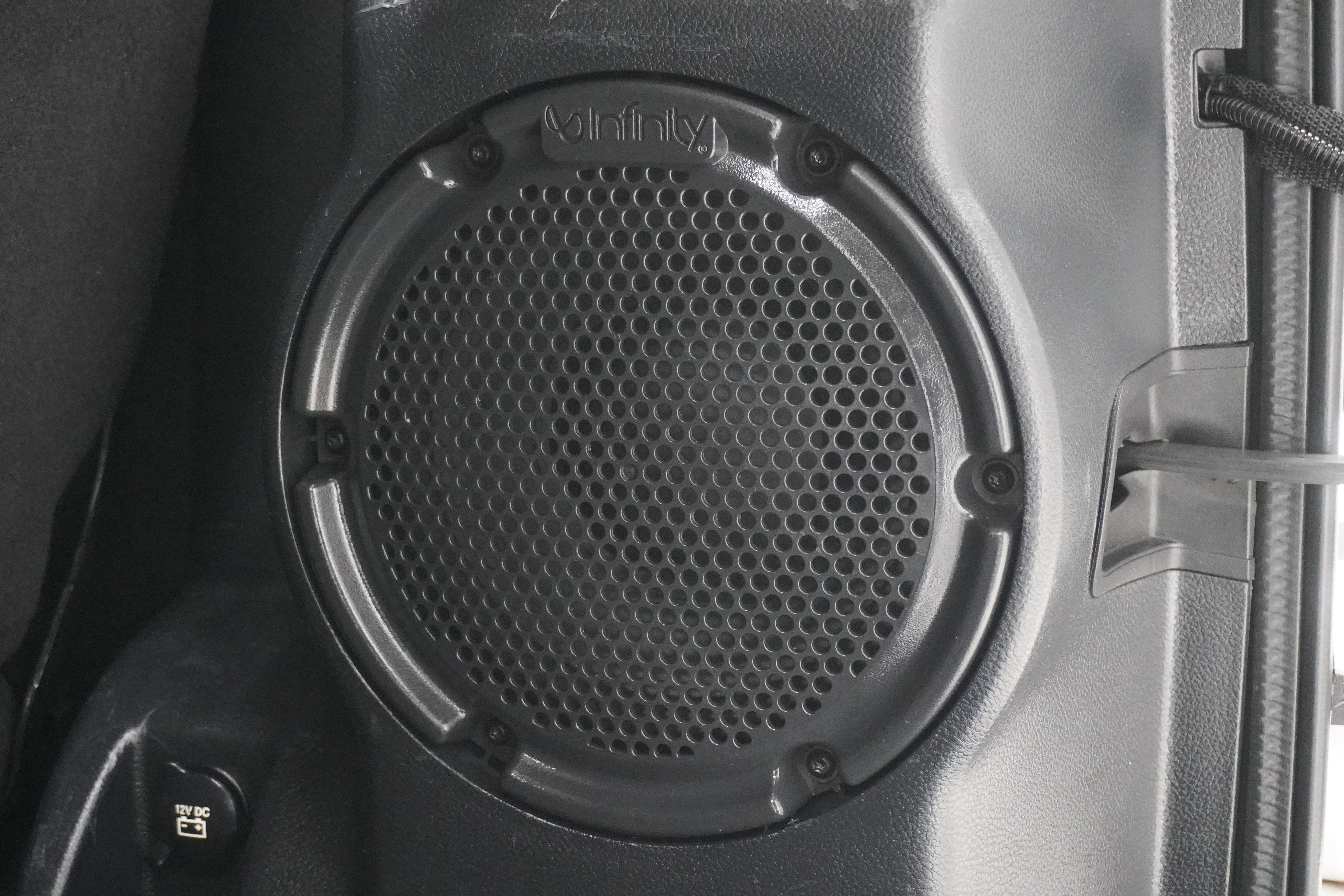 Used 2011 Jeep Wrangler Sahara w/ Connectivity Group image 21