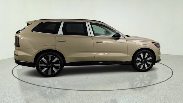 New 2026 Volvo EX90 Ultra AWD/4WD image 8
