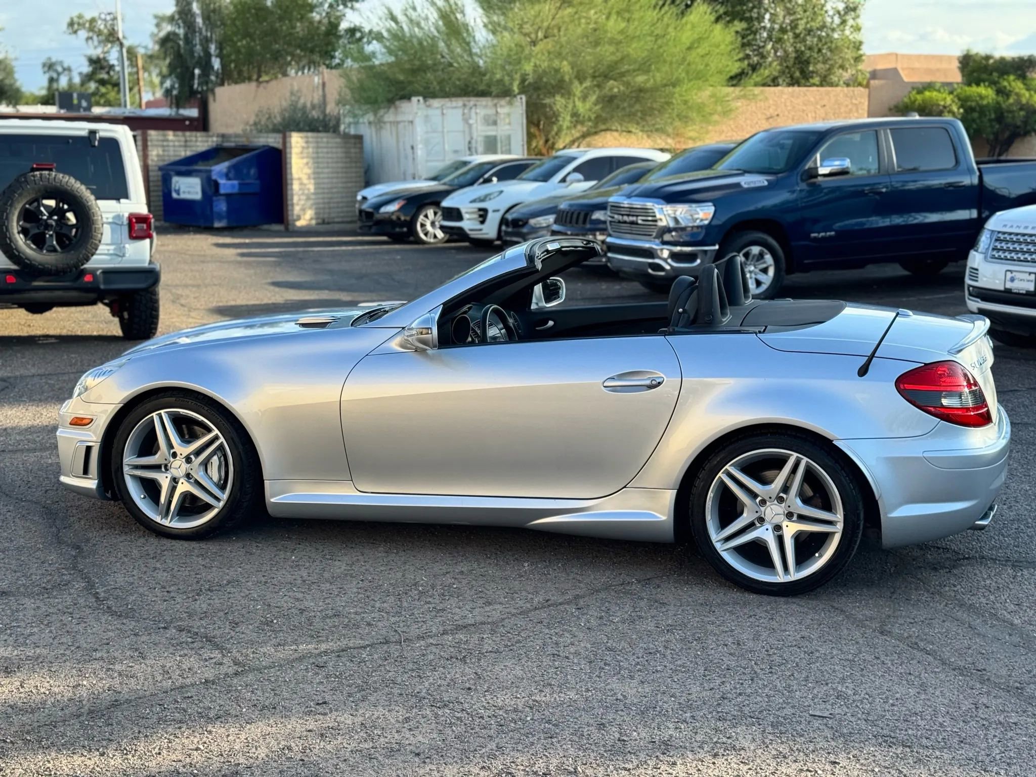 Used 2009 Mercedes-Benz SLK 55 AMG image 8