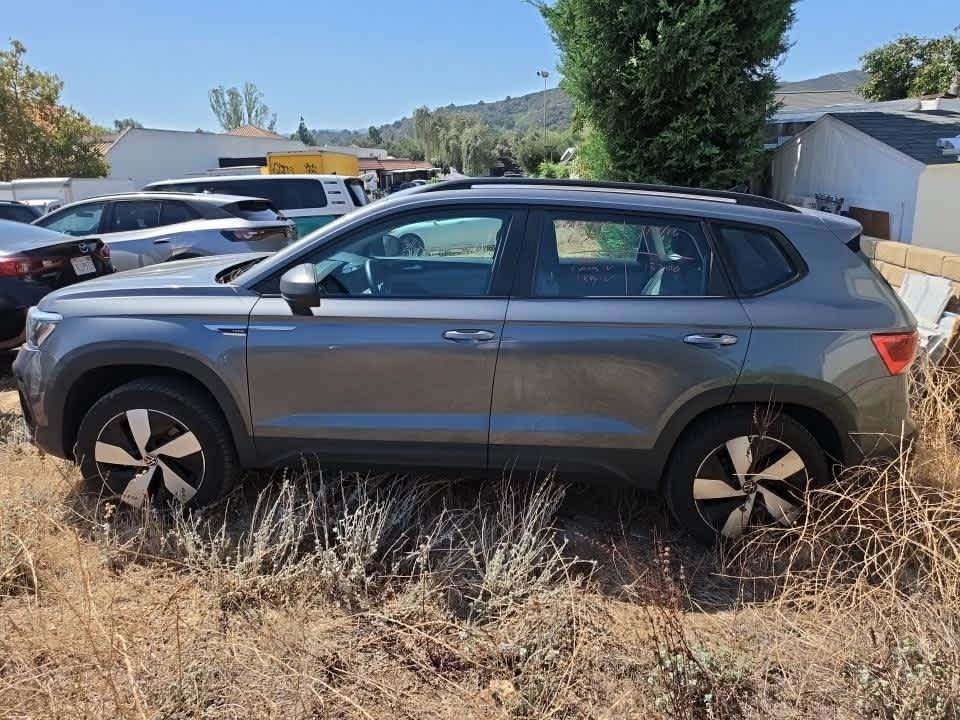 Used 2024 Volkswagen Taos S AWD/4WD image 8