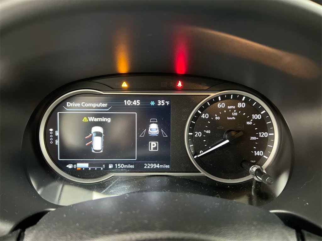 Used 2020 Nissan Kicks SR image 11