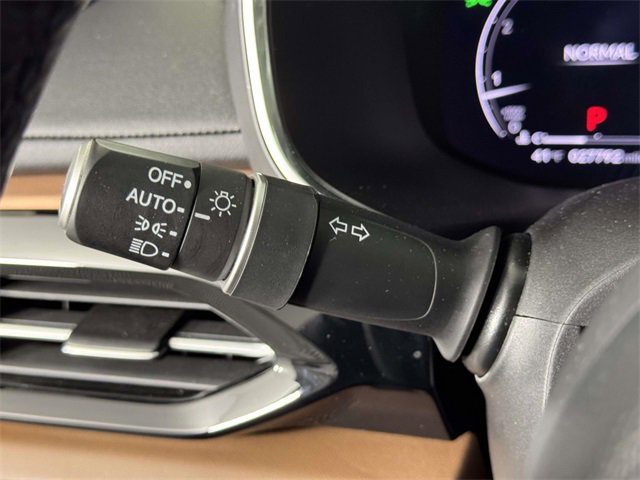Used 2024 Acura MDX SH-AWD w/ Technology Package image 22