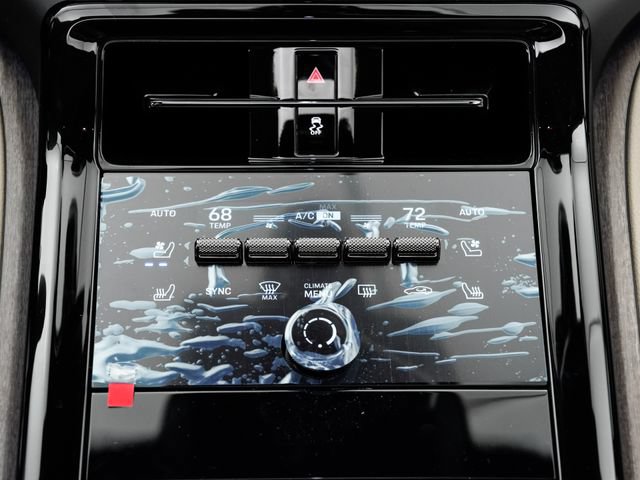Certified 2025 Porsche Panamera 4 E-Hybrid AWD/4WD image 20