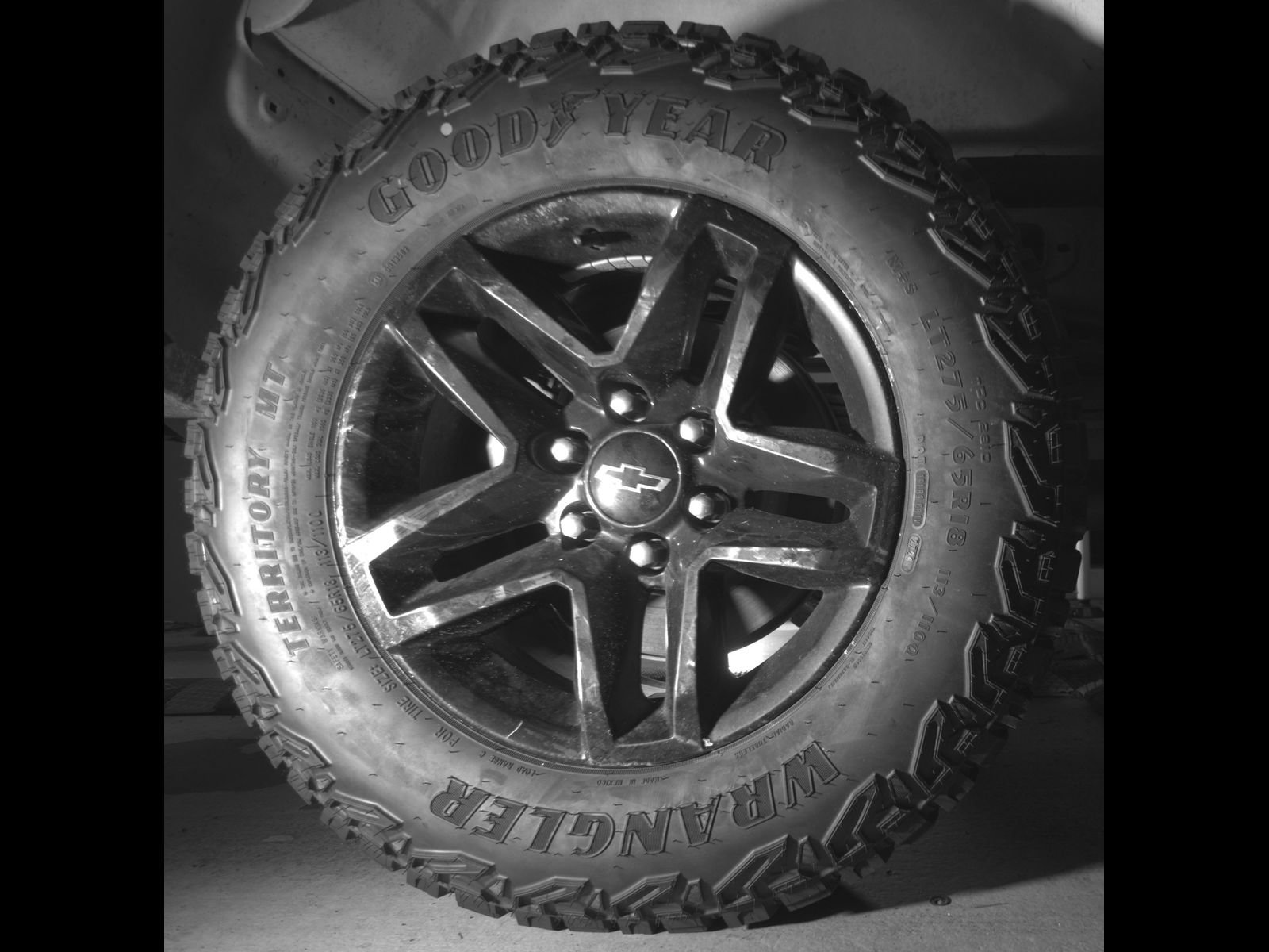 Used 2025 Chevrolet Silverado 1500 Custom Trail Boss AWD/4WD image 12