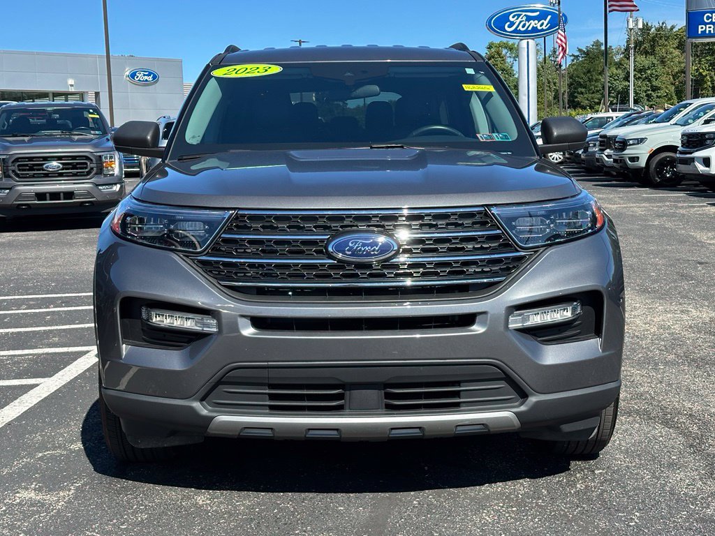 Certified 2023 Ford Explorer XLT w/ Equipment Group 202A AWD/4WD image 30