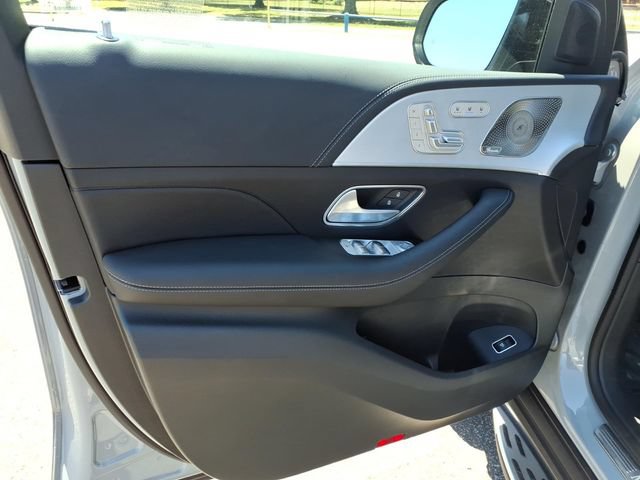 Used 2025 Mercedes-Benz GLS 450 4MATIC image 21