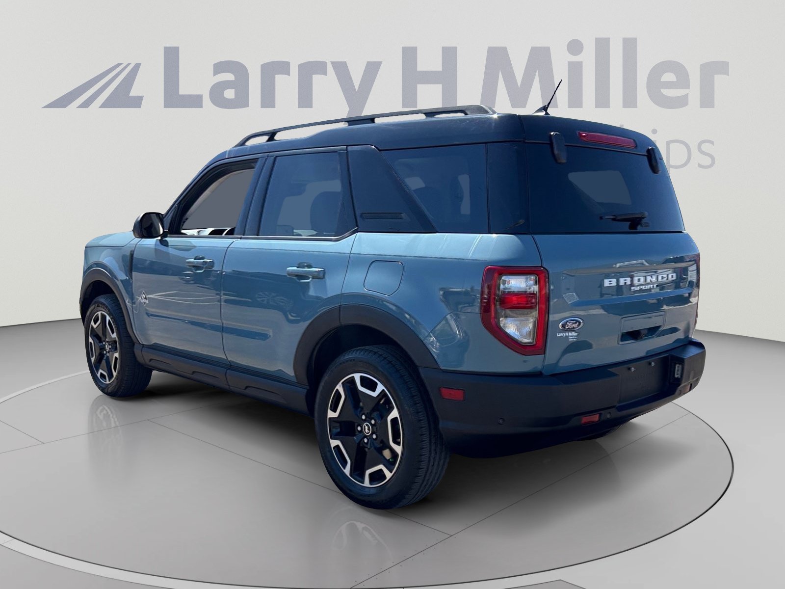 Used 2021 Ford Bronco Sport Outer Banks AWD/4WD image 3