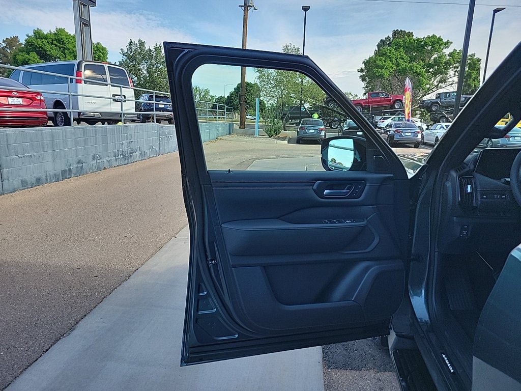 New 2026 Nissan Armada PRO-4X AWD/4WD image 11