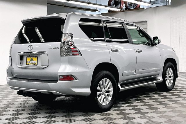 Used 2018 Lexus GX 460 Premium w/ Premium Package AWD/4WD image 14