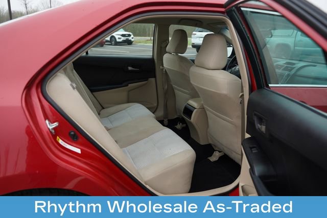 Used 2012 Toyota Camry LE image 18