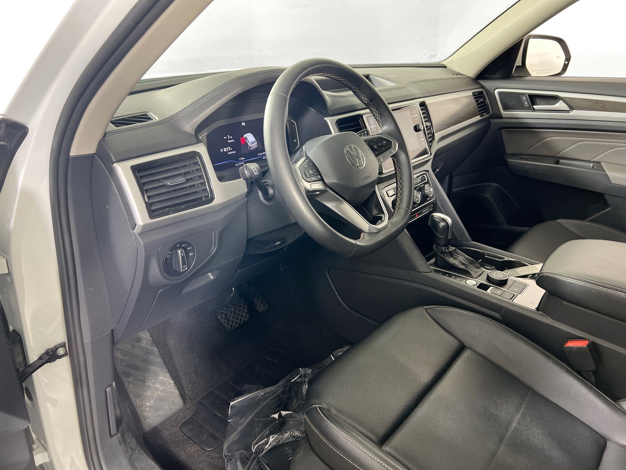 Used 2022 Volkswagen Atlas SE image 9
