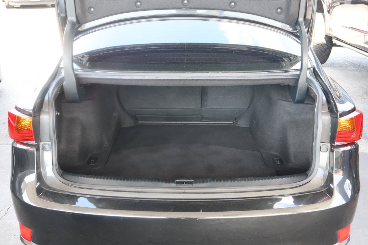 Used 2017 Lexus IS 200t F Sport w/ F Sport Package RWD image 37