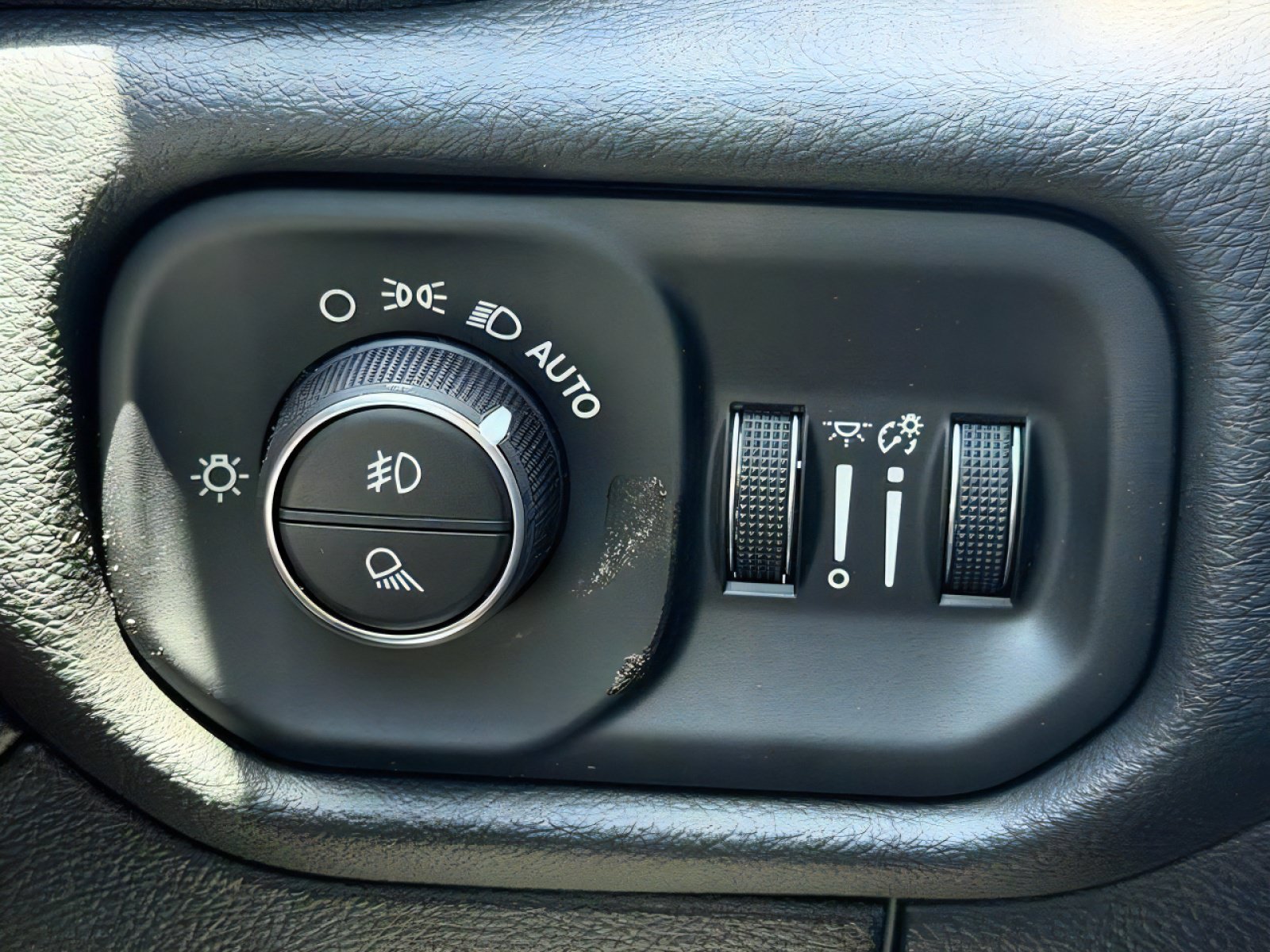 New 2026 RAM 1500 Rebel AWD/4WD image 27