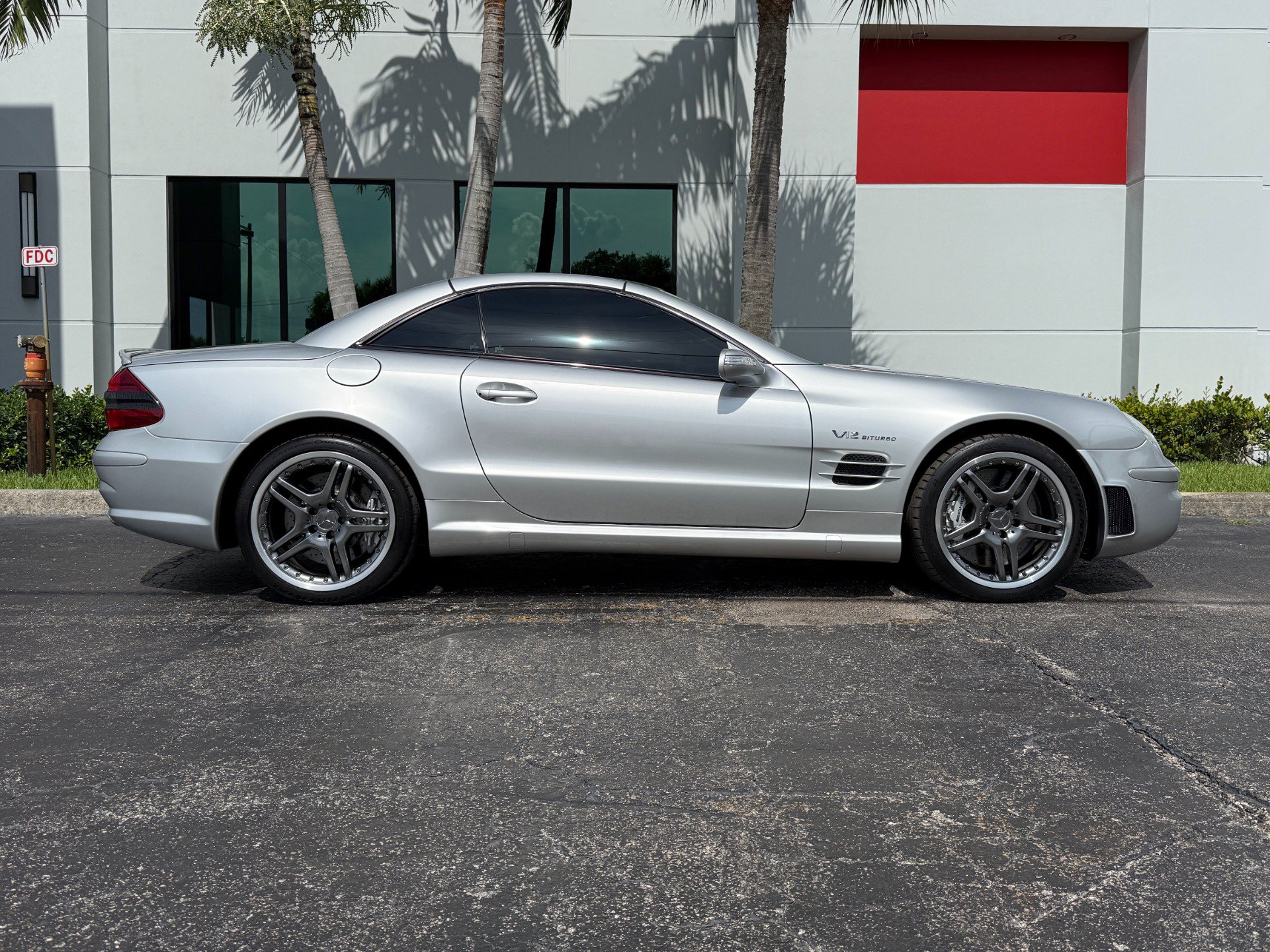 Used 2005 Mercedes-Benz SL 65 AMG image 36