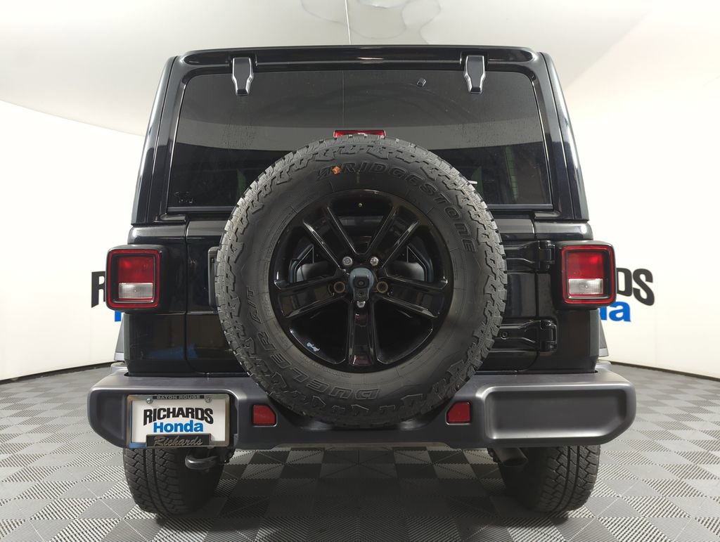 Used 2023 Jeep Wrangler Altitude image 4
