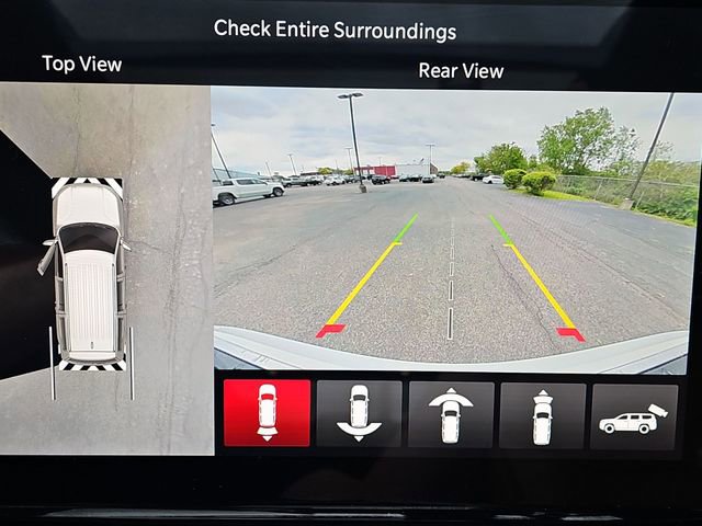Used 2025 Jeep Grand Wagoneer Series III w/ Rear Seat Video Group 1 AWD/4WD image 16