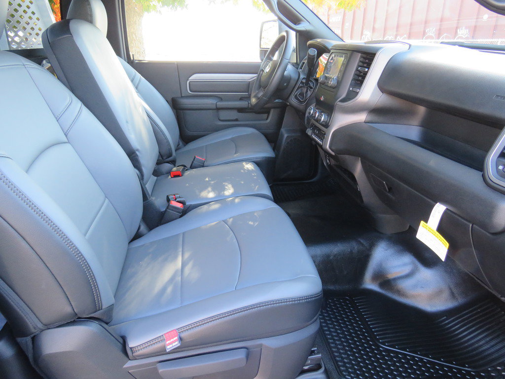 New 2024 RAM 3500 Tradesman image 30