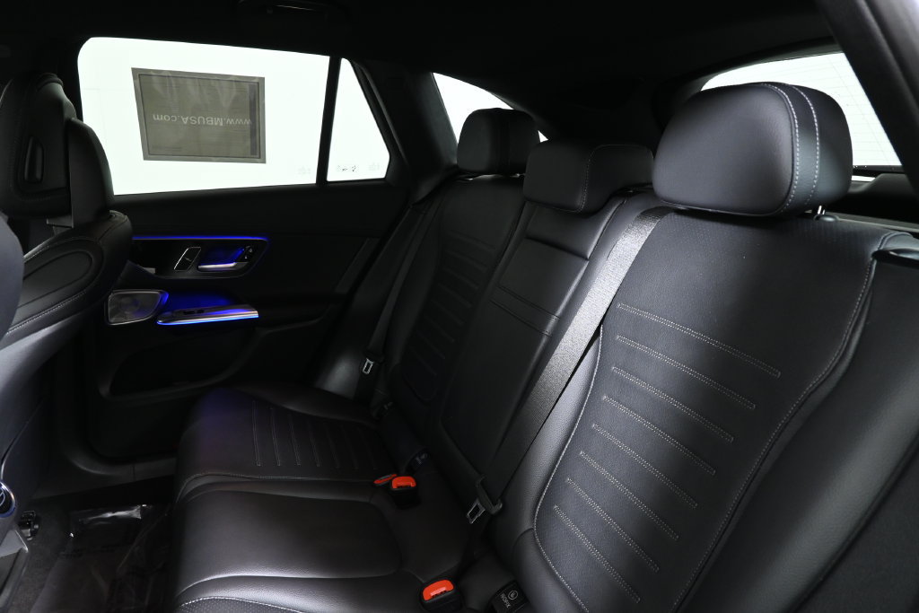 Certified 2026 Mercedes-Benz GLC 300 4MATIC image 4