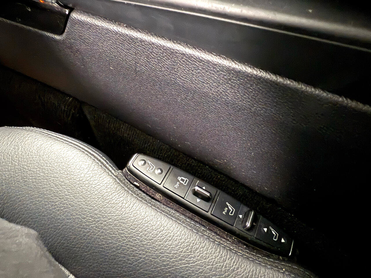 Used 2013 Mercedes-Benz E 63 AMG Sedan image 33