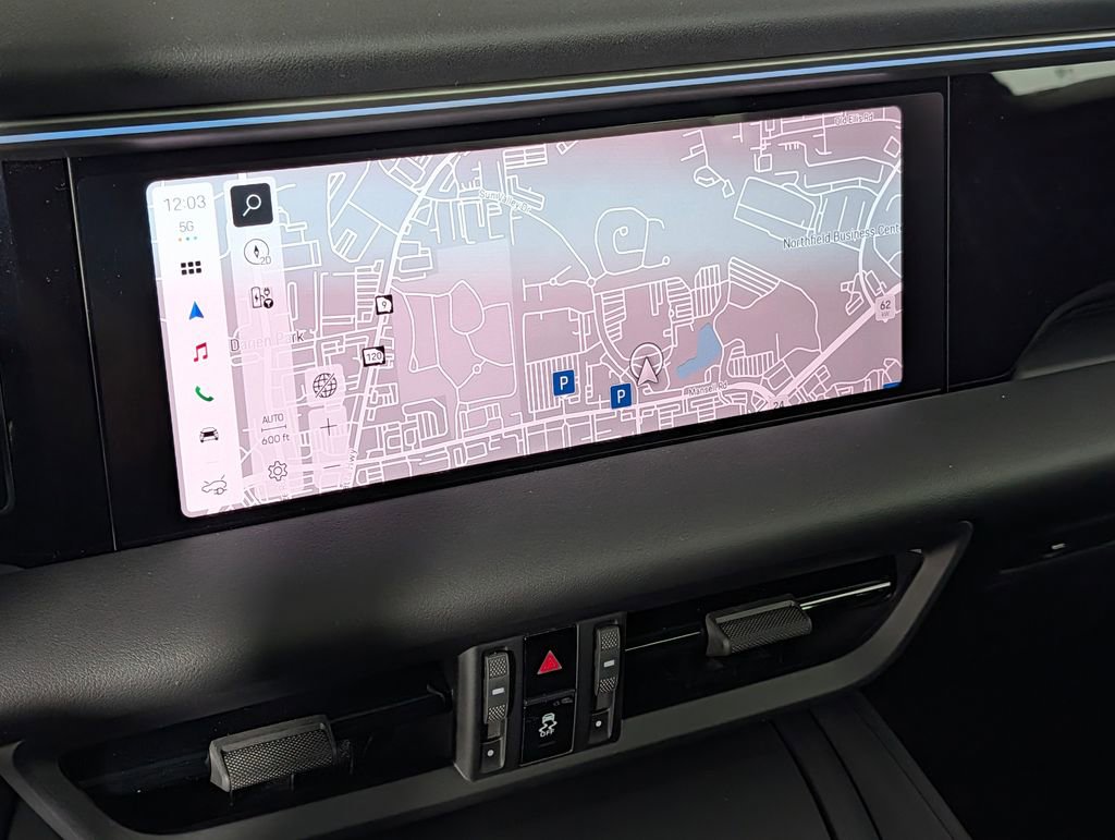 New 2026 Porsche Macan Electric image 32