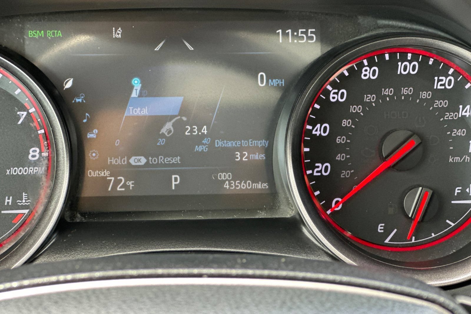 Used 2024 Toyota Camry XSE FWD image 25
